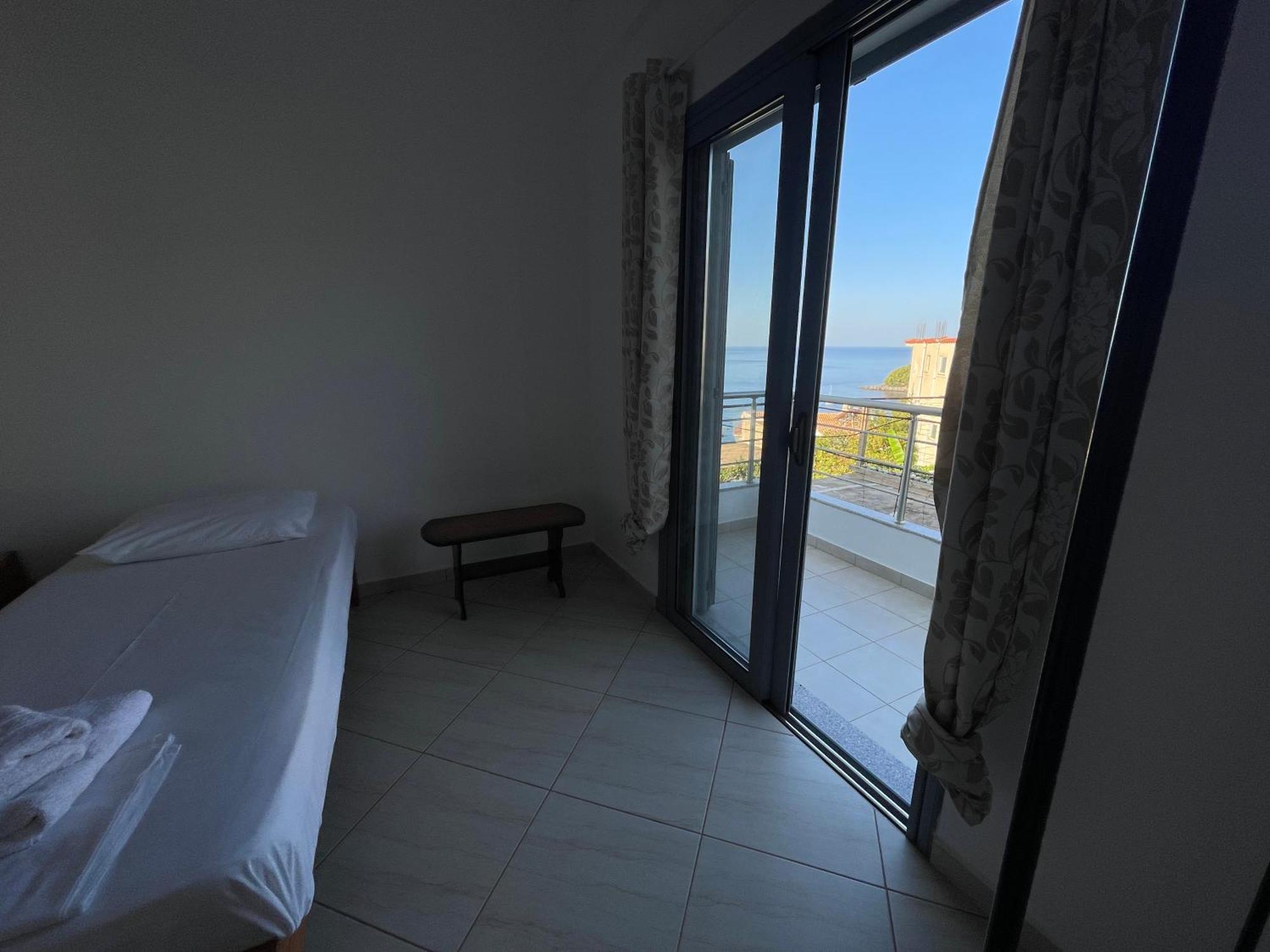 Tasos Rooms Himara Zewnętrze zdjęcie