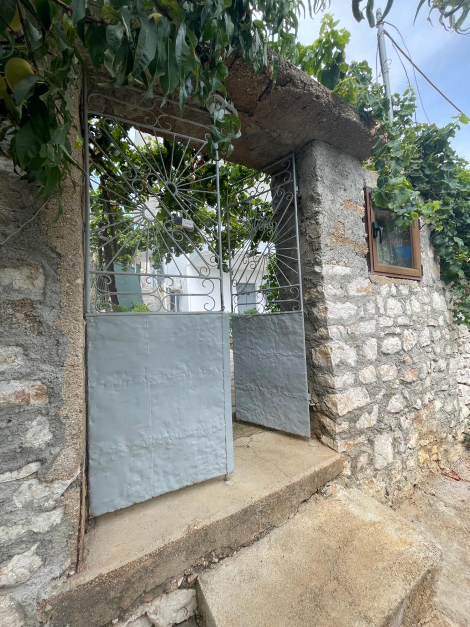 Tasos Rooms Himara Zewnętrze zdjęcie