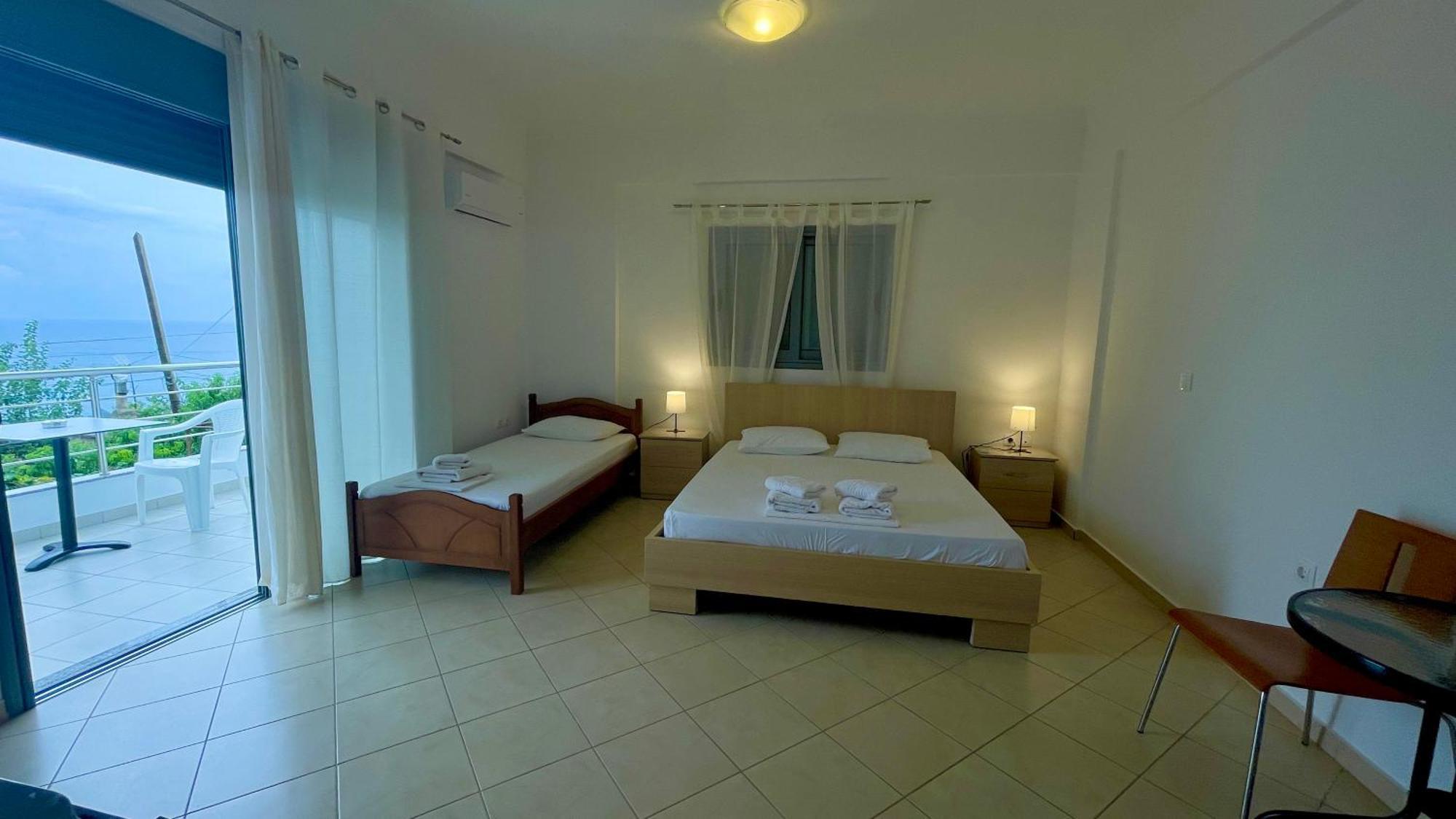 Tasos Rooms Himara Zewnętrze zdjęcie